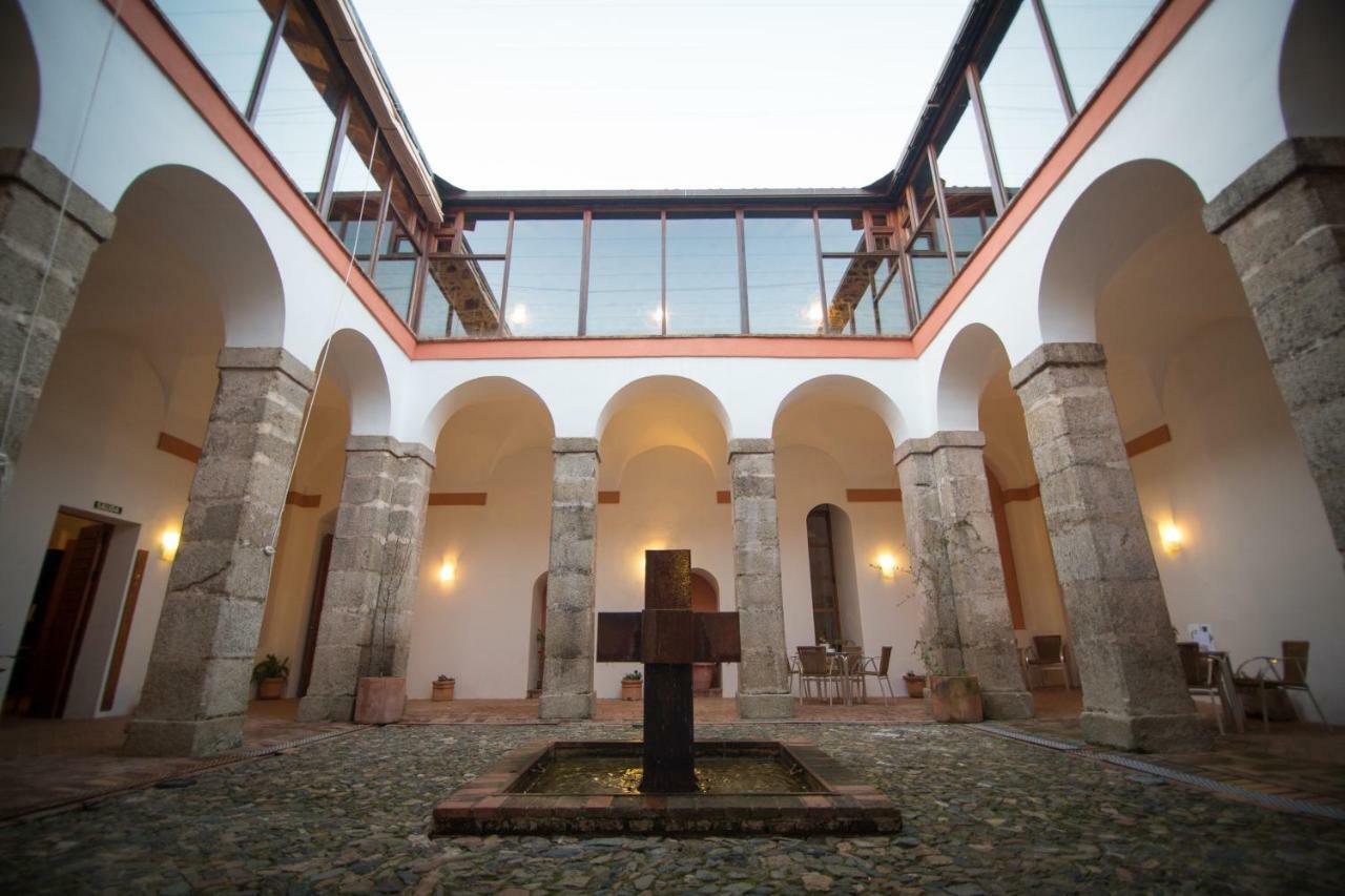 Convento San Diego - Singulars Boutique Hotels Fuentes de León エクステリア 写真